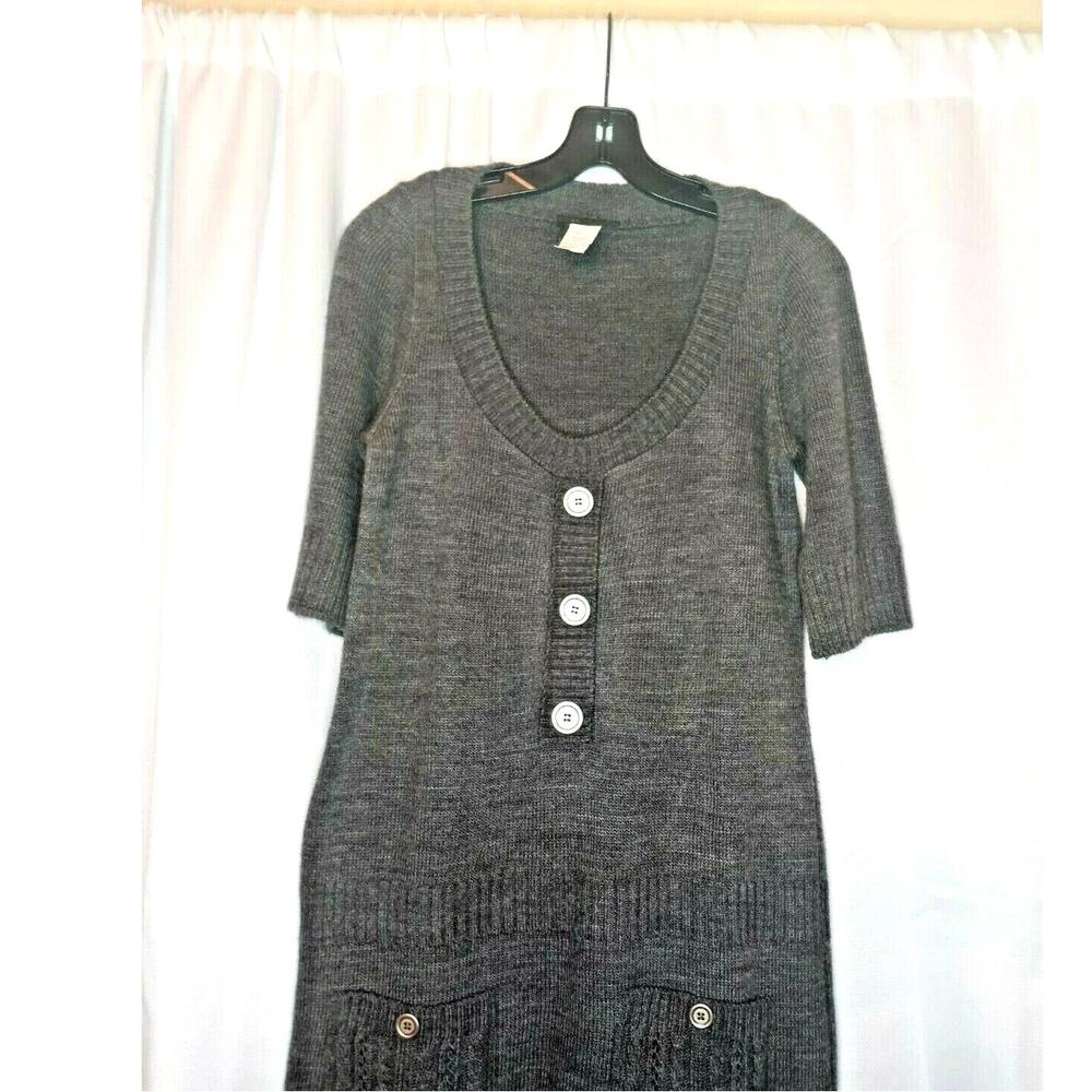 KLD Signature Dress Medium Lightweight Sweater Short Sleeve